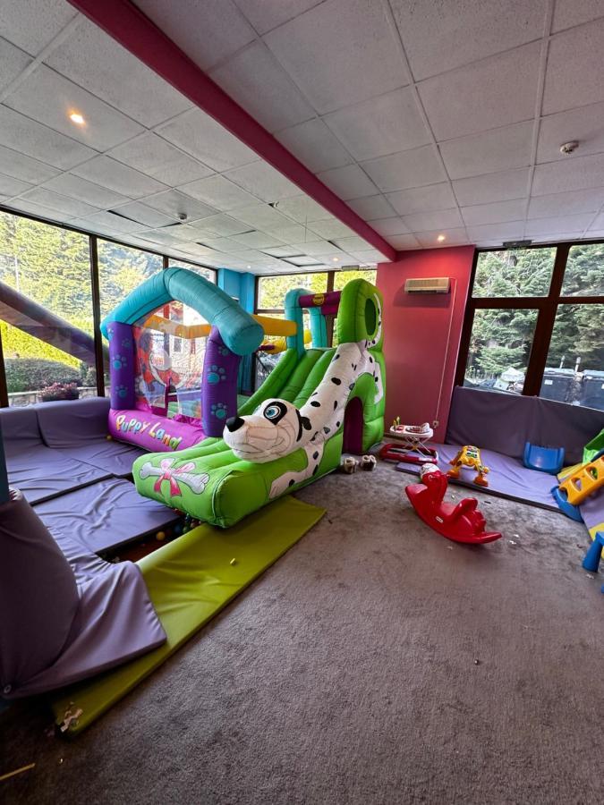 בורובץ Persey Iceberg Apartments מראה חיצוני תמונה